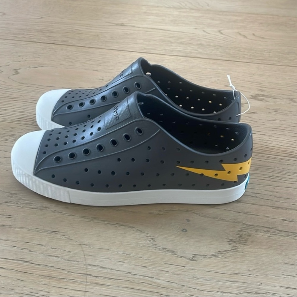 Native Kids Shoes - Gray and Yellow